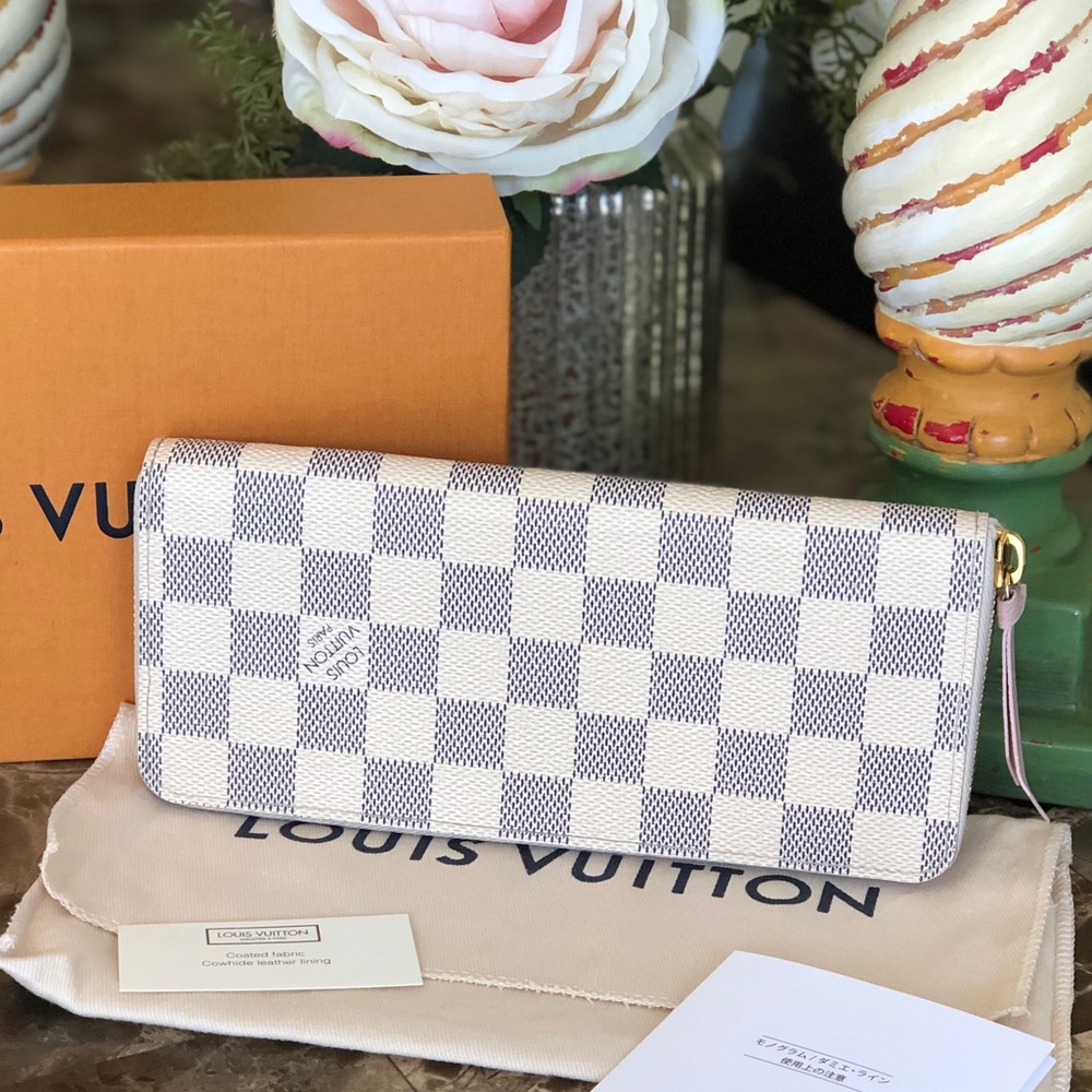 AUTH Louis Vuitton Portefeuille Clemence Wallet🌺 - Picture 2 of 8
